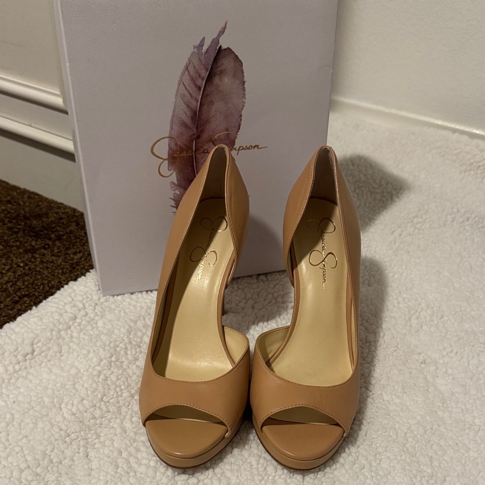 Jessica Simpson Nude Peep Toe Heels